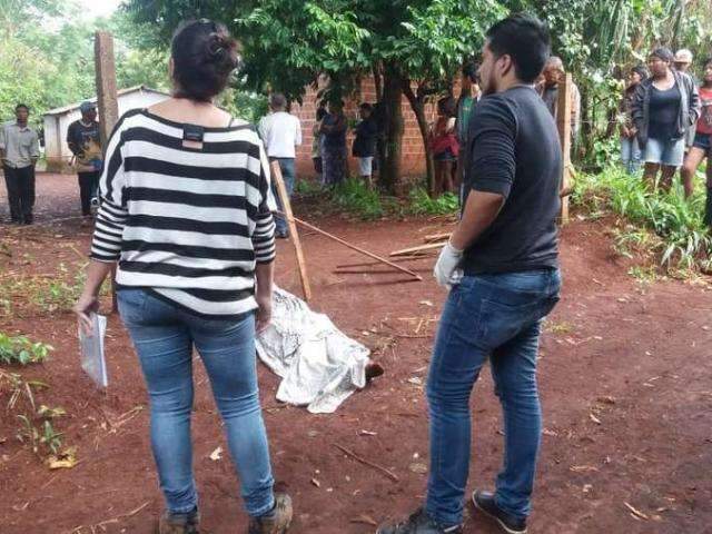 Adolescente morre ao tocar em cerca el&eacute;trica e dono da casa &eacute; preso