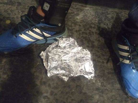 Em poucas horas, pol&iacute;cia flagra 2 casos em que tornozeleira &eacute; burlada