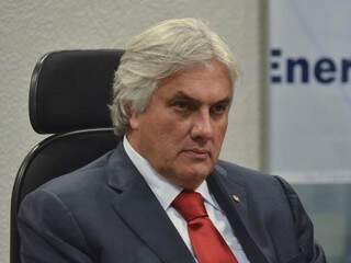 Delcídio recebeu R$ 1,5 milhão para pagar dívida de campanha, diz economista