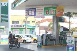 Preço da gasolina o que mais contribuiu para a inflação de setembro. (Foto: Fernando Antunes)