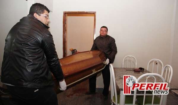 Candidata a vereadora pelo PSD &eacute; assassinada a facadas em Tr&ecirc;s Lagoas