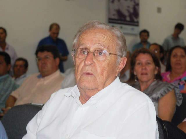  Nelson Trad passou por cirurgia e implantou dois stents no cora&ccedil;&atilde;o