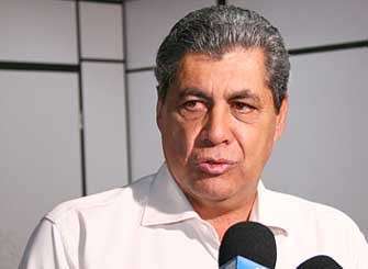 Governador se re&uacute;ne com entidades para discutir quest&atilde;o agr&aacute;ria