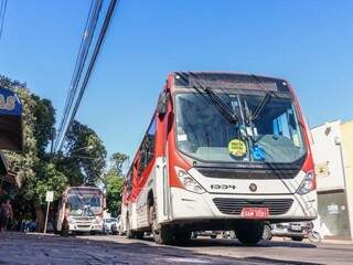 Em Campo Grande, frota é de 570 ônibus. (Foto: Henrique Kawaminami)