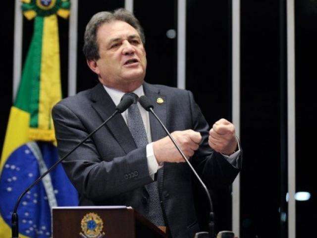 Senador do MS cr&ecirc; que impeachment ter&aacute; entre 59 e 61 votos favor&aacute;veis