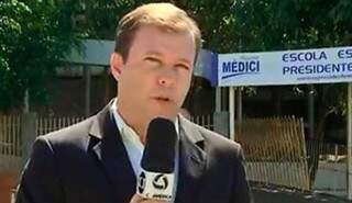 Jornalista Alex Barbosa, da TV Centro América, estava a frente de reportagem. (Foto: Reprodução/Internet)