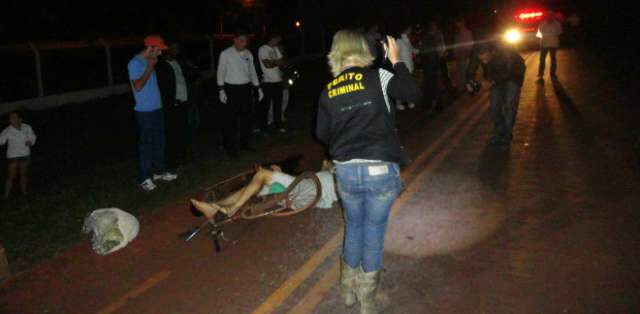  Idosa morre ap&oacute;s ser atropelada por bitrem em rodovia