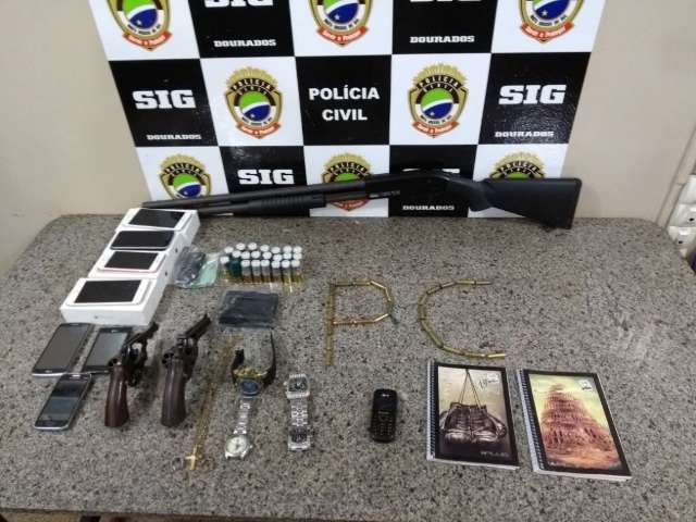 Pol&iacute;cia prende grupo suspeito de planejar morte de agente penitenci&aacute;rio 