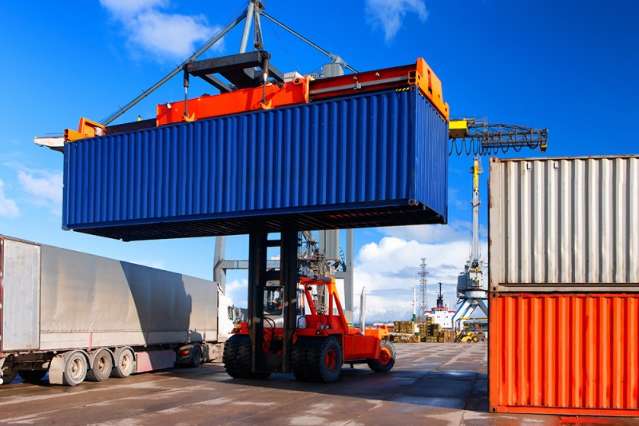 Pa&iacute;ses reduzem compras e receita com exporta&ccedil;&otilde;es de industrializados cai 8%