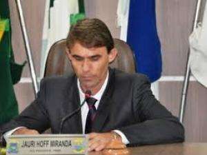 Preso com arma arma irregular, vereador paga R$ 4 mil de fian&ccedil;a