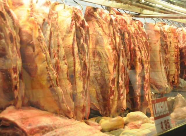  Carne de b&uacute;falo misturada &agrave; de boi; voc&ecirc; pode ter comido sem saber