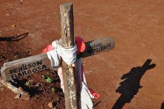 Túmulo de jovem de 15 anos assassinado em fazenda de Caarapó (Foto: Divulgação/MPF/MS)