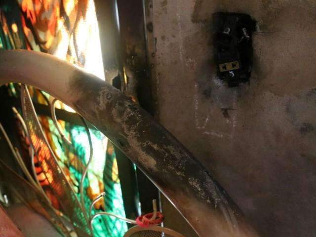  Eletr&ocirc;nicos atraem raios e devem ser desligados em caso de temporal 