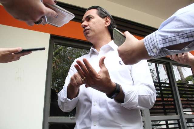 Prefeito diz que n&atilde;o tem dinheiro e tenta adiar pagamento de rescis&otilde;es 