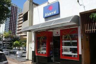 A loja fica na Rua 13 de Maio, Centro (entre Dom Aquino e Barão do Rio Branco)