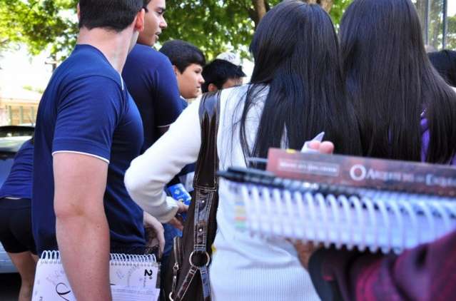 Escolas particulares prev&ecirc;em reajuste m&eacute;dio de 8% na mensalidade