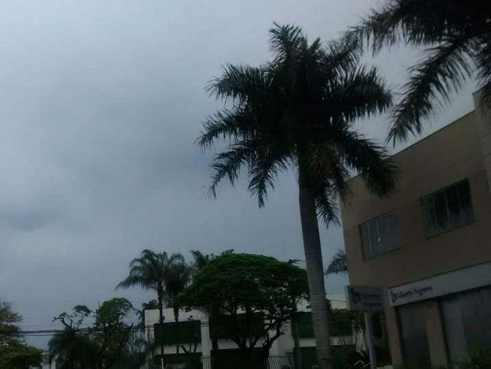 Dia amanhece garoando e previsão é de chuva na maioria das cidades do  Estado - Meio Ambiente - Campo Grande News