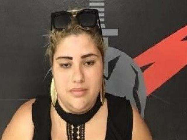 Ap&oacute;s den&uacute;ncia de maus-tratos, m&atilde;e j&aacute; com tornozeleira &eacute; presa com coca&iacute;na