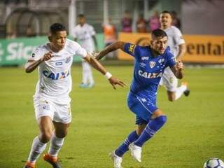 Em jogo de estreias, Cruzeiro faz 1 a 0 sobre o Santos na Vila Belmiro