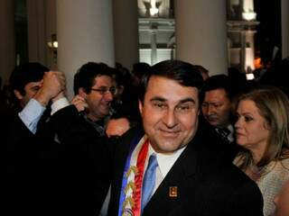  Presidente da Col&ocirc;nia Paraguaia v&ecirc; com tranquilidade impeachment
