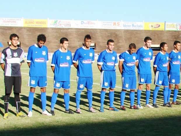 Aquidauanense treina com dois grupos e se espelha no Luverdense para brilhar