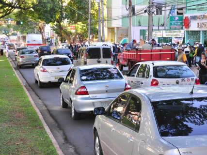  Manifestação de sem-terra gera tumulto e reclamação de motoristas