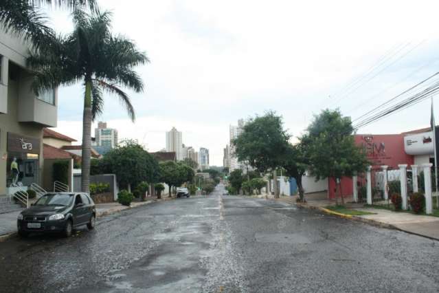 Quarta-feira amanhece chuvosa e com ventania em algumas regi&otilde;es da Capital