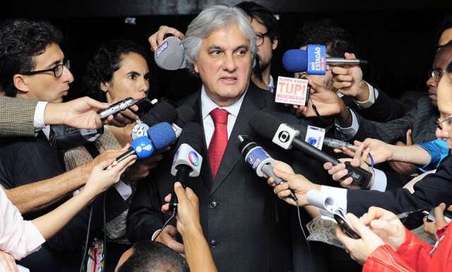 L&iacute;der quer concluir amanh&atilde; vota&ccedil;&atilde;o de pacote pol&ecirc;mico no Senado