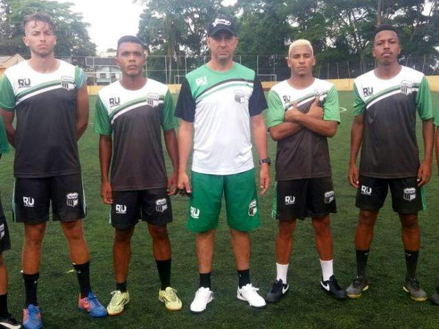Novo anuncia parceria e ex-jogador do Corinthians como técnico