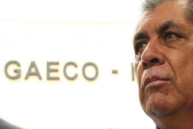Ap&oacute;s depor por 3 horas, Andr&eacute; diz que abriu m&atilde;o de sigilo desde 1997