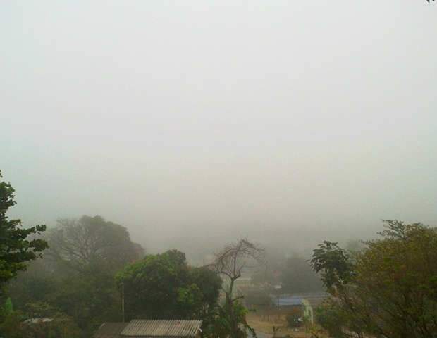  Nevoeiro encobre paisagem do Pantanal corumbaense