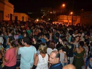 Na rua General Mello, sábado foi de pré-Carnaval do Cordão Valu. 