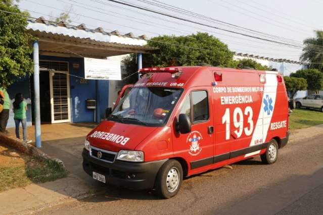 Briga entre alunos termina com garoto de 11 anos ferido dentro de escola