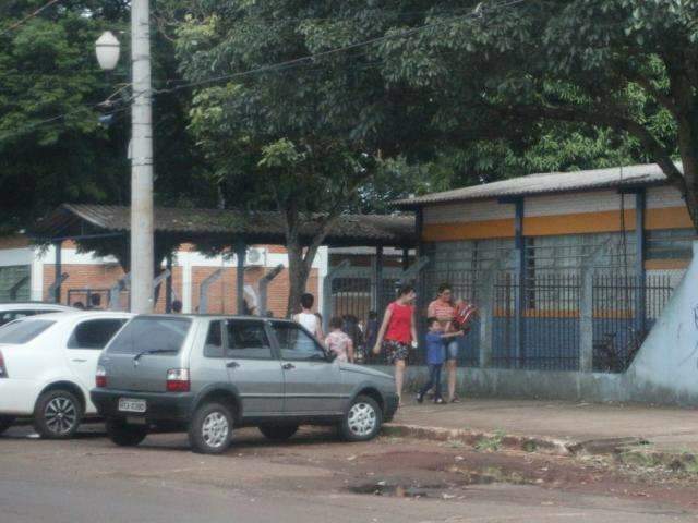 Escolas ainda enfrentam falta de professor 12 dias ap&oacute;s in&iacute;cio das aulas