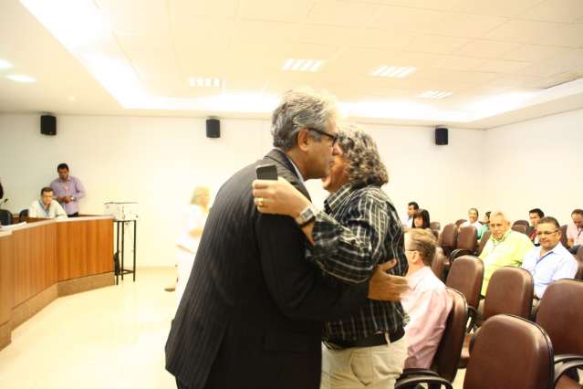 Secret&aacute;rio n&atilde;o convence e CPI mant&eacute;m suspeita de favorecimento