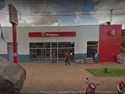 Pol&iacute;cia ca&ccedil;a bando que sequestrou fam&iacute;lia de gerente de ag&ecirc;ncia banc&aacute;ria