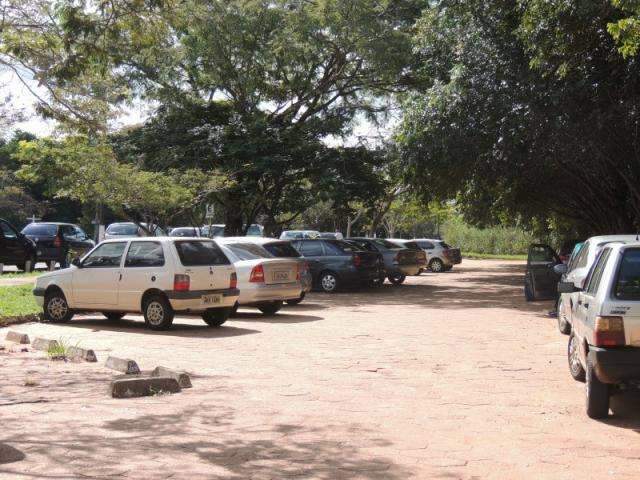 Ladr&atilde;o leva carro do Parque dos Poderes, onde fica c&uacute;pula da Pol&iacute;cia
