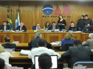 Sessão de escolha durou 11h, entre sabatina e votação entre os 35 conselheiros (Foto: Alcides Neto)