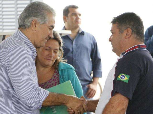 Governador entrega 50 casas ap&oacute;s quatro anos de impasse judicial 