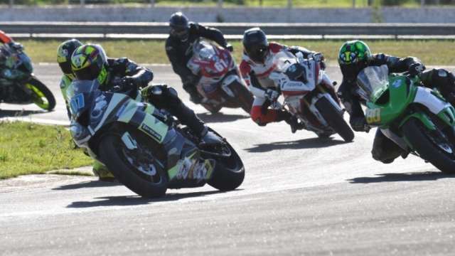 Treinos livres abrem fim de semana de motovelocidade no aut&oacute;dromo da Capital