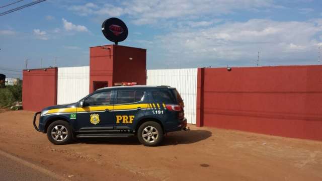 Mulher &eacute; presa acusada de explora&ccedil;&atilde;o sexual de adolescente de 17 anos