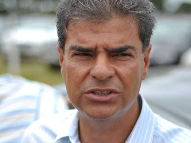  Trad diz que vai lutar pela perman&ecirc;ncia de secret&aacute;rios de partidos aliados
