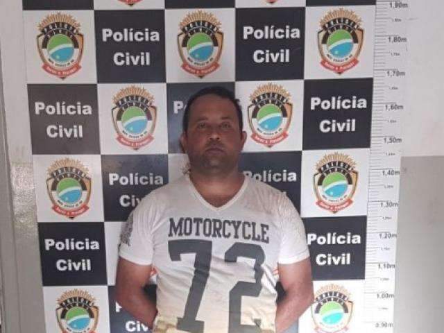 Cobrando d&iacute;vida de R$ 800, vendedor invade casa, agride mulher e acaba preso