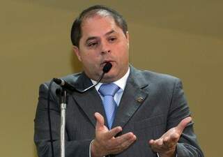 Mario Cesar crê que Olarte depositará valor avaliado pela Câmara (Foto: arquivo)