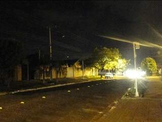 Local está sem iluminação há pelo menos 15 dias, segundo morador. (Foto: Josceli Pereira)