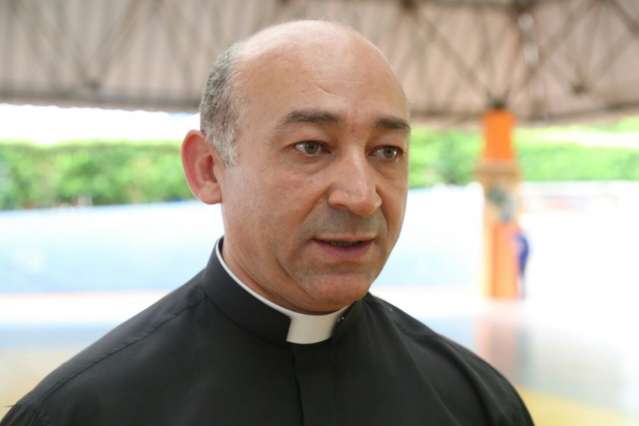 Celebra&ccedil;&atilde;o de abertura da Campanha da Fraternidade re&uacute;ne 5 mil fi&eacute;is