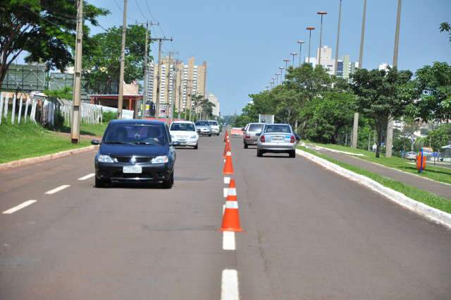  Trecho nos altos da avenida Afonso Pena continua em meia pista
