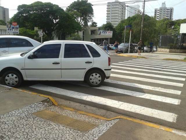 Frequentes, infra&ccedil;&otilde;es no tr&acirc;nsito de Campo Grande revoltam leitores