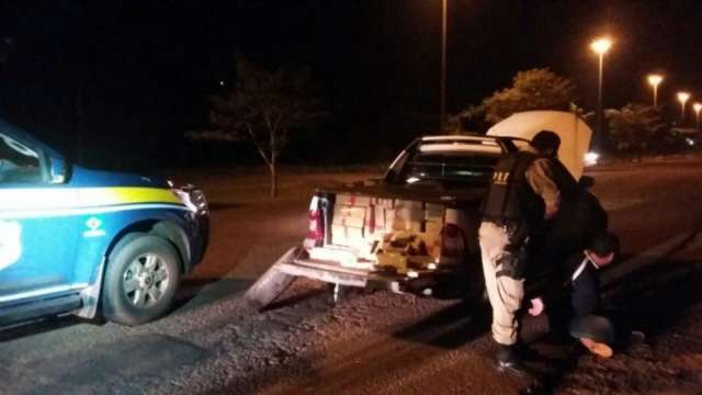 PRF barra quase 3 toneladas de maconha j&aacute; dentro da Capital