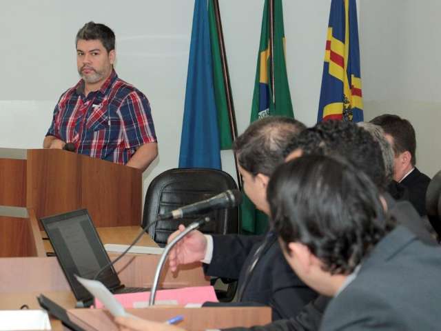 Para concentrar alvar&aacute;s, &#039;Rei do T&aacute;xi&#039; usou nome da esposa dona de casa